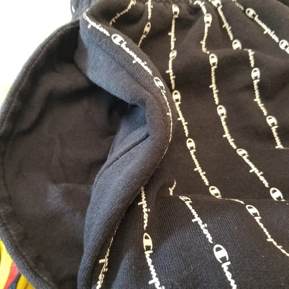 {L} Champion Logo Pin Stripe Spellout Dark Navy Blue Sweat Pant Style Shorts - Picture 6 of 10